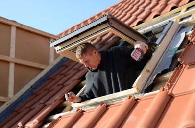 Pose de fenêtres de toit Velux à la Celle